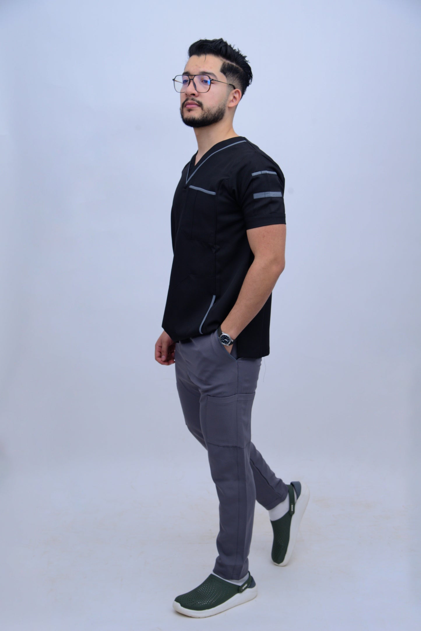 MIXED BLACK & GREY V-NECK SCRUB