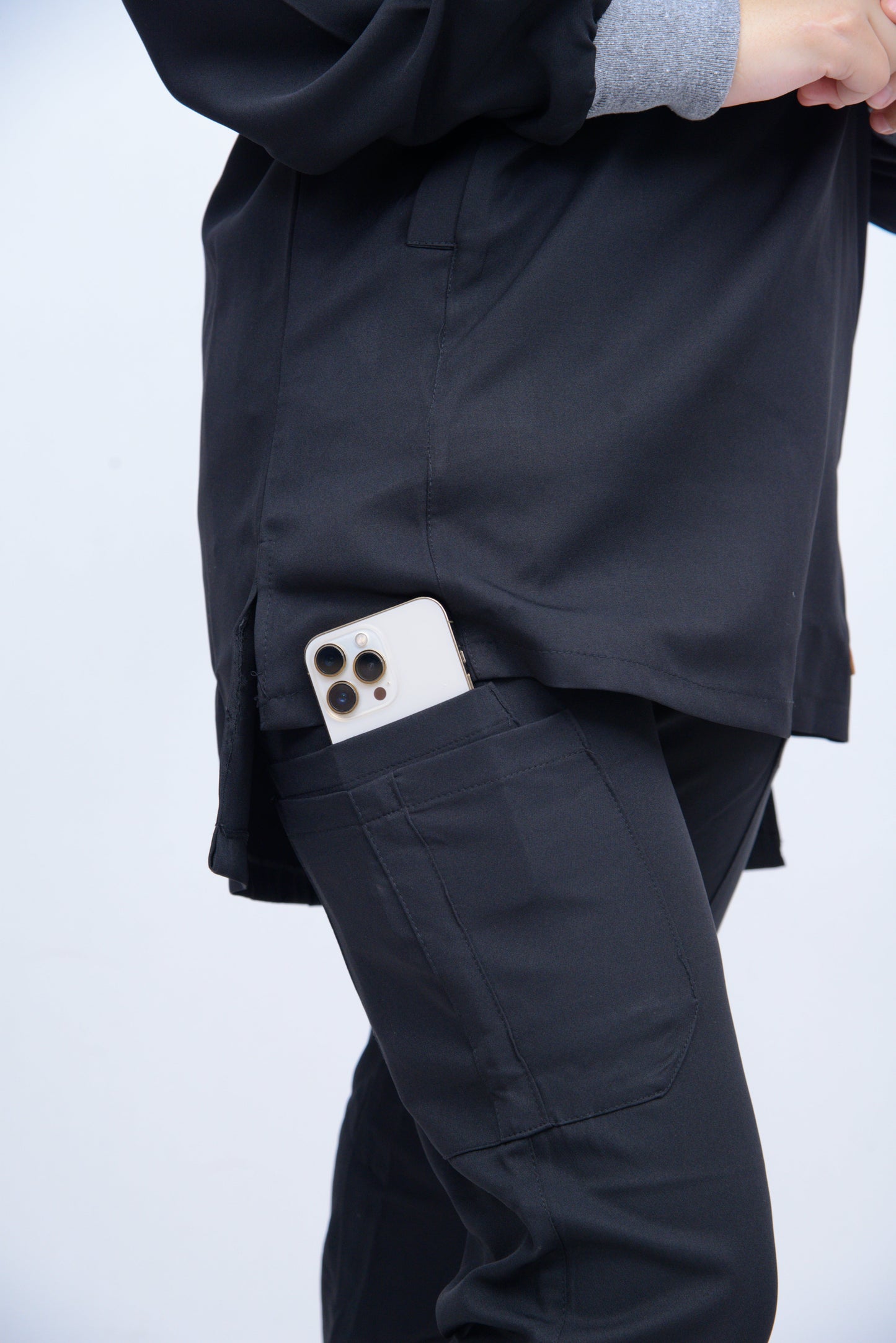 LUNA V-NECK ROYAL BLACK