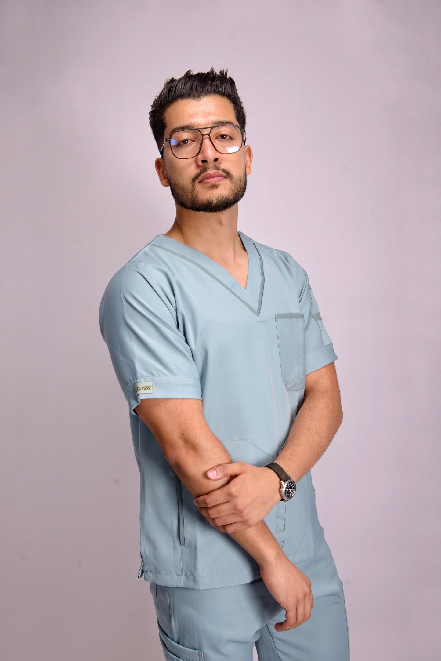 𝐁𝐑𝐄𝐄𝐙𝐄 𝐁𝐋𝐔𝐄 𝐕-𝐍𝐞𝐜𝐤 𝐬𝐜𝐫𝐮𝐛