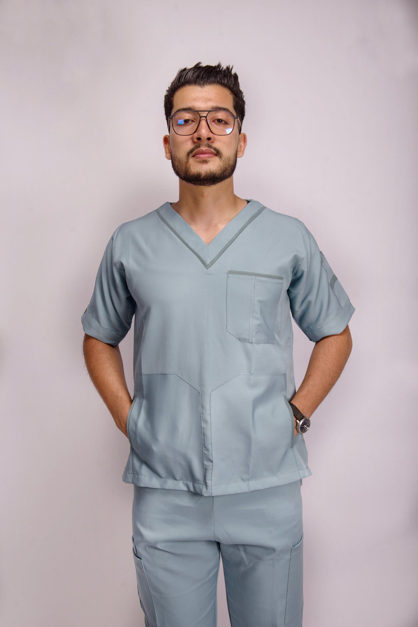 𝐁𝐑𝐄𝐄𝐙𝐄 𝐁𝐋𝐔𝐄 𝐕-𝐍𝐞𝐜𝐤 𝐬𝐜𝐫𝐮𝐛