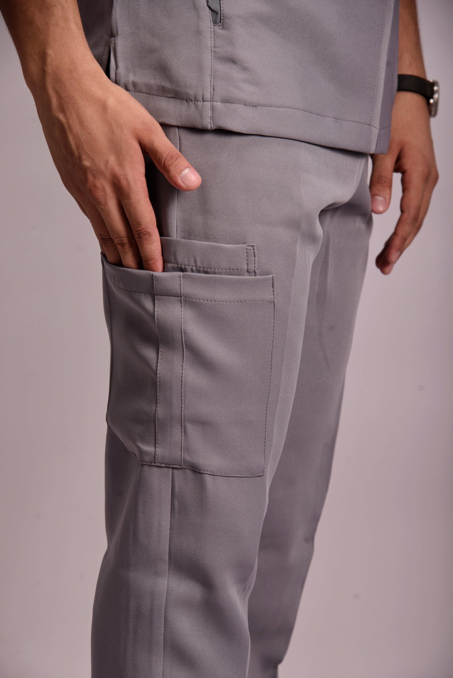 𝐂𝐋𝐎𝐔𝐃 𝐆𝐑𝐀𝐘 𝐕-𝐍𝐞𝐜𝐤 𝐬𝐜𝐫𝐮𝐛