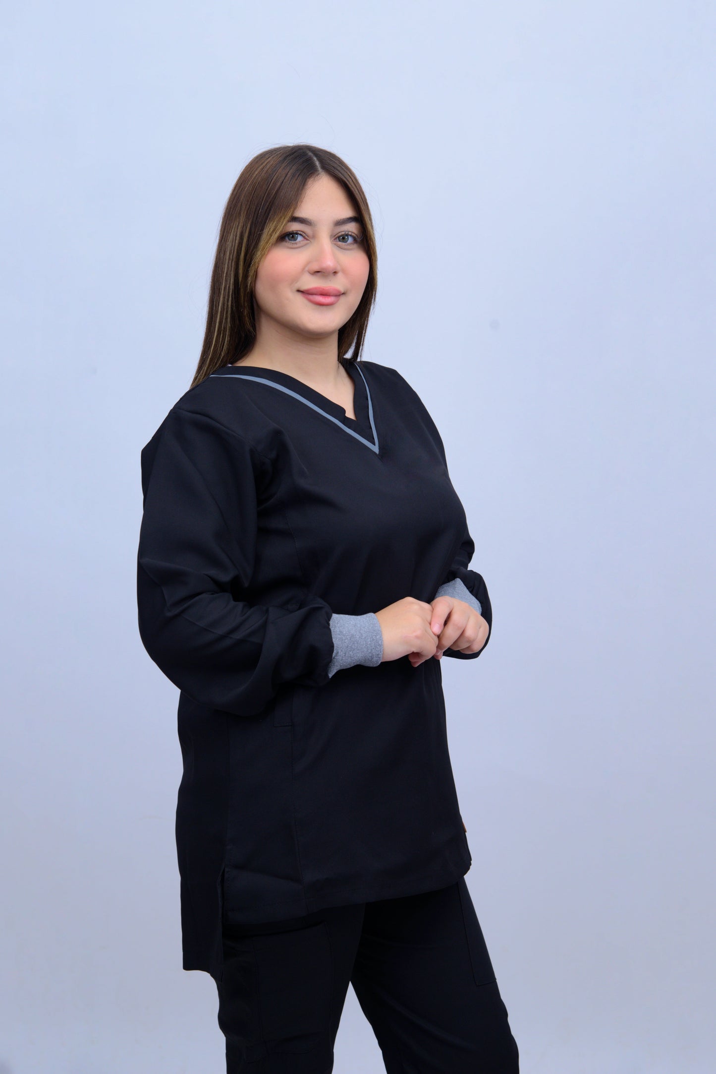 LUNA V-NECK ROYAL BLACK