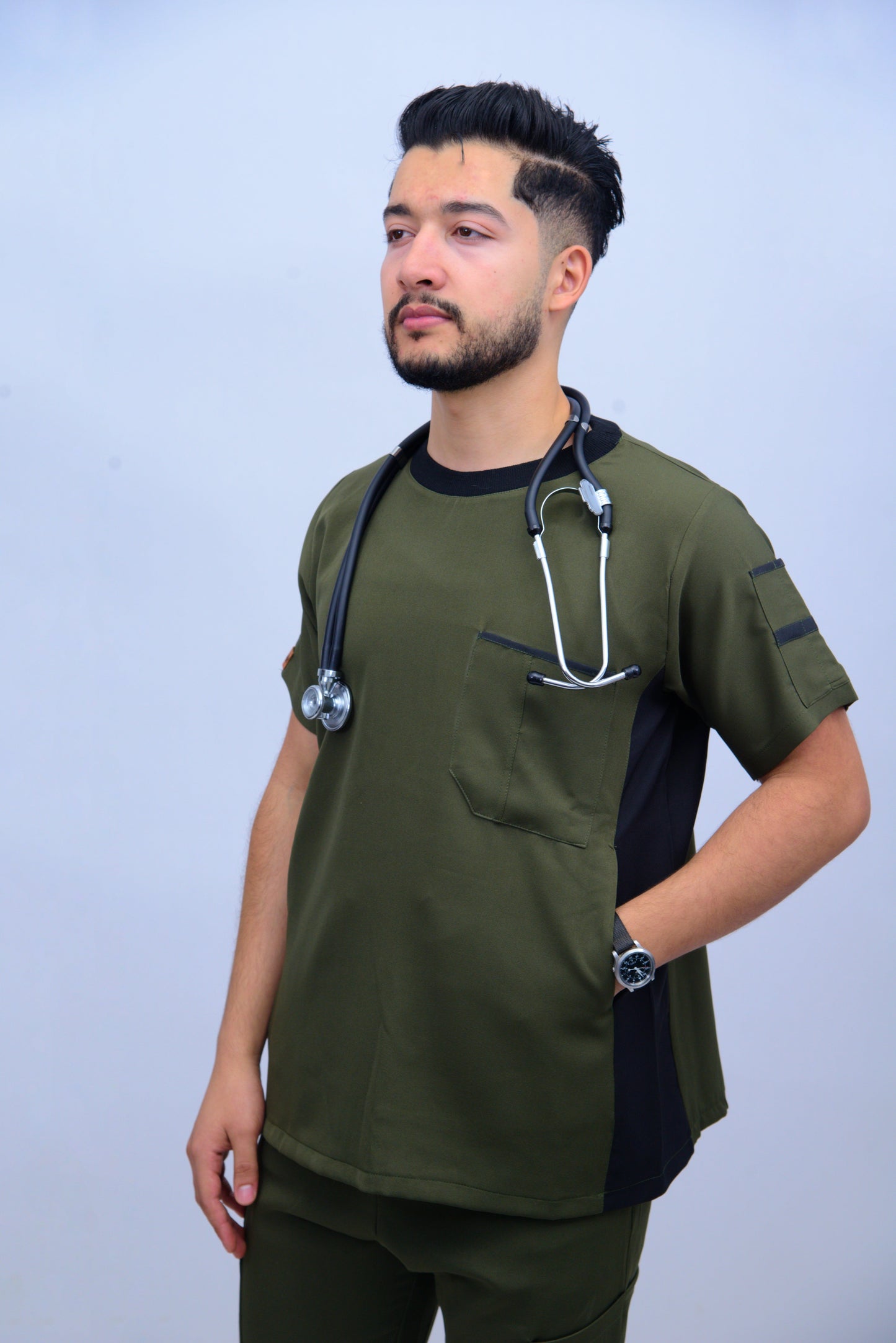 ROUND-NECK OLIVE GREEN  (unisexe)