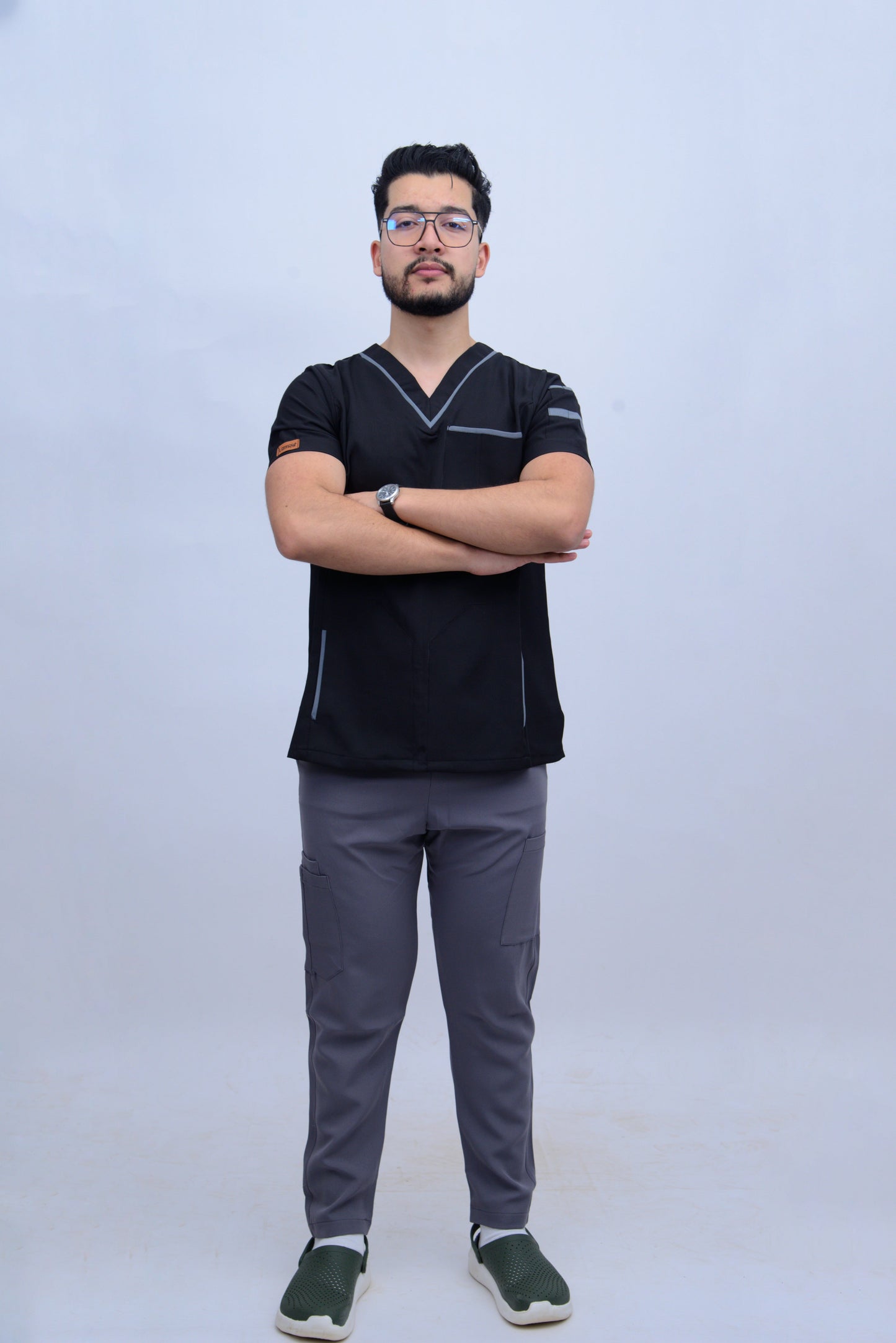 MIXED BLACK & GREY V-NECK SCRUB