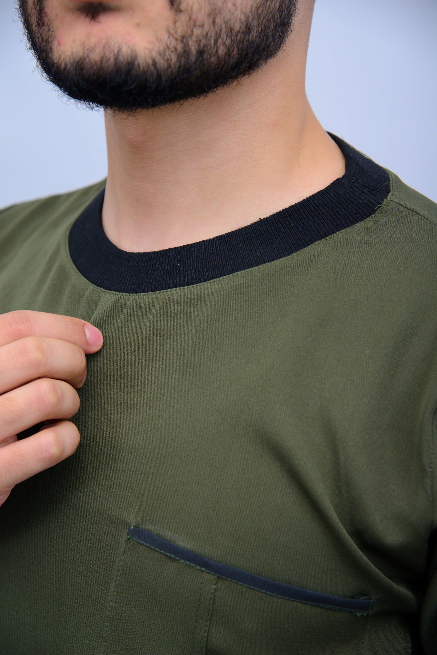 ROUND-NECK OLIVE GREEN  (unisexe)