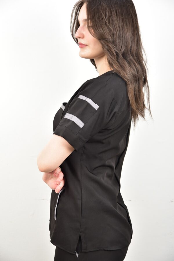 V-NECK ( ROYAL-Black ) – Image 2