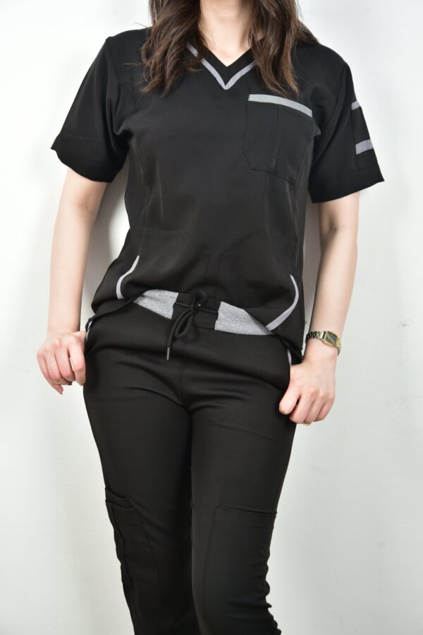 V-NECK ( ROYAL-Black ) – Image 5